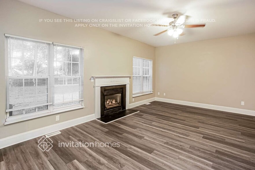 Building Photo - 16100 Epiphany Ct