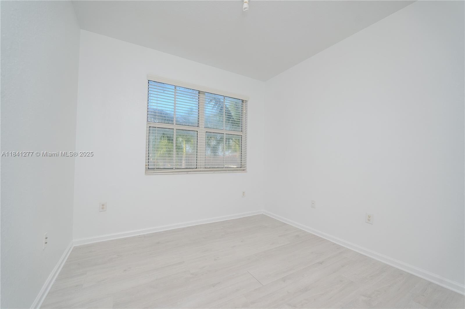 Building Photo - 11501 NW 89th St