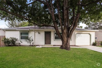 Building Photo - 1547 Elmwood Ave