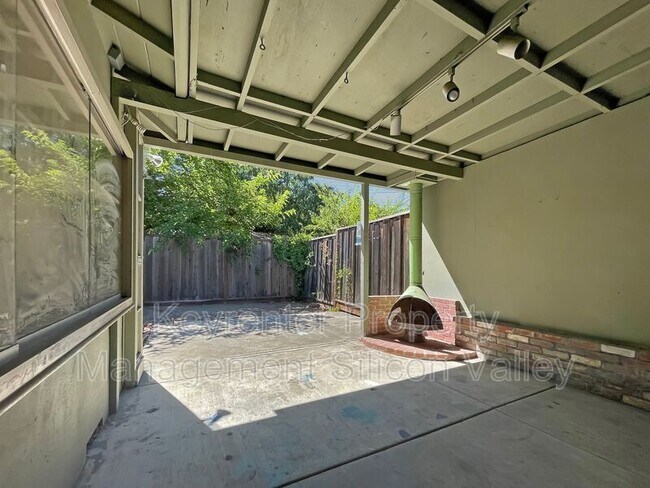 Building Photo - 4939 Union Ave