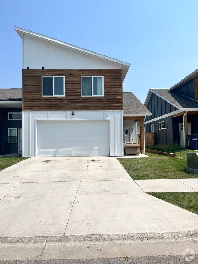 Building Photo - Beautiful 4 Bedroom Bozeman Home