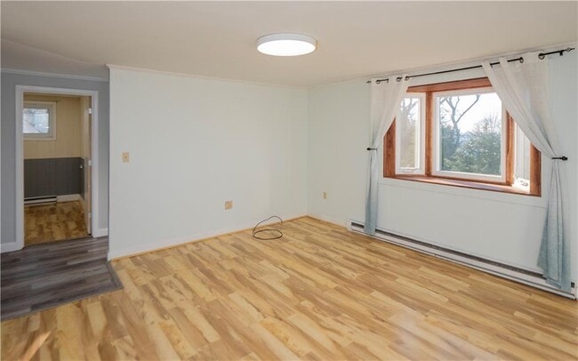 Building Photo - 109 Haskins Ave