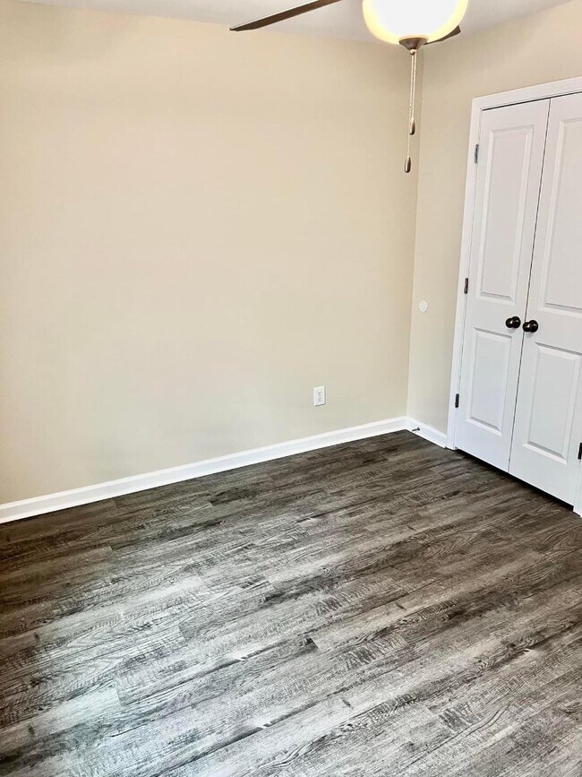 Building Photo - 1452 Murrill Hill Rd