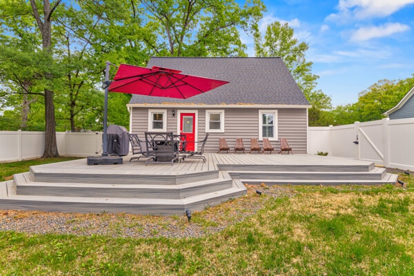 Building Photo - 5713 Dawes Ave