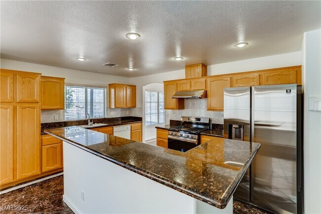 Building Photo - 3981 Erva St
