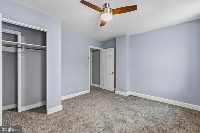 Building Photo - 614 Clark St