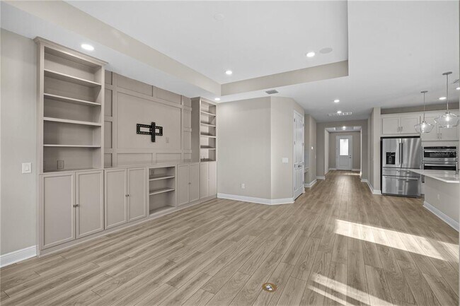 Building Photo - 17534 Savory Mist Cir