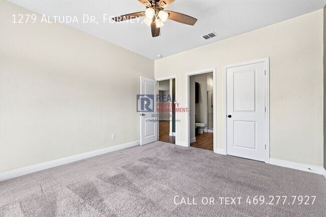Building Photo - 1279 Altuda Dr