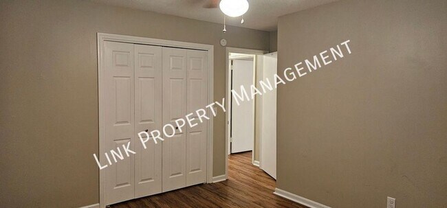 Building Photo - 7183 Holland Ln