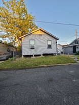 Building Photo - 1241 S 18th St