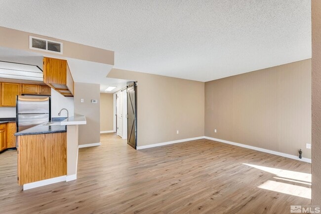 Building Photo - 536 Nichols Blvd