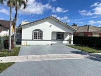 Building Photo - 3559 W 74th Pl