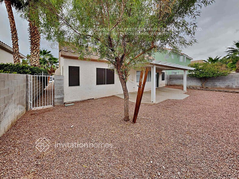 Building Photo - 9112 Canyon Magic Ave
