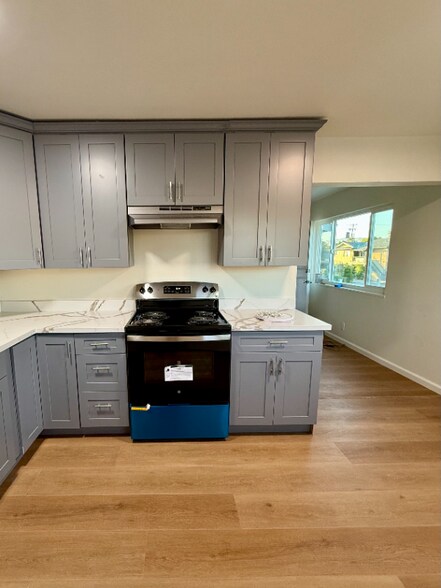 Building Photo - 2322 Mammoth Dr