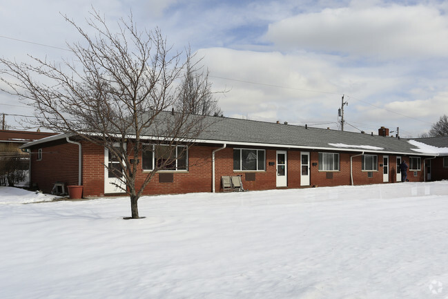 Building Photo - Meadow Lane Apartments