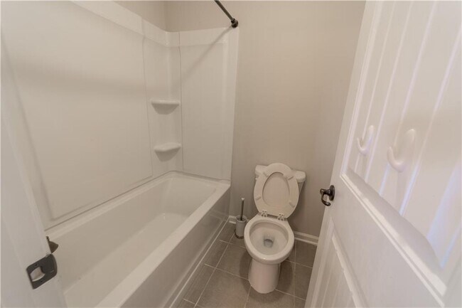 Building Photo - 7445 Oldbury Pl