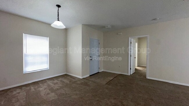 Building Photo - 939 Halifax Dr