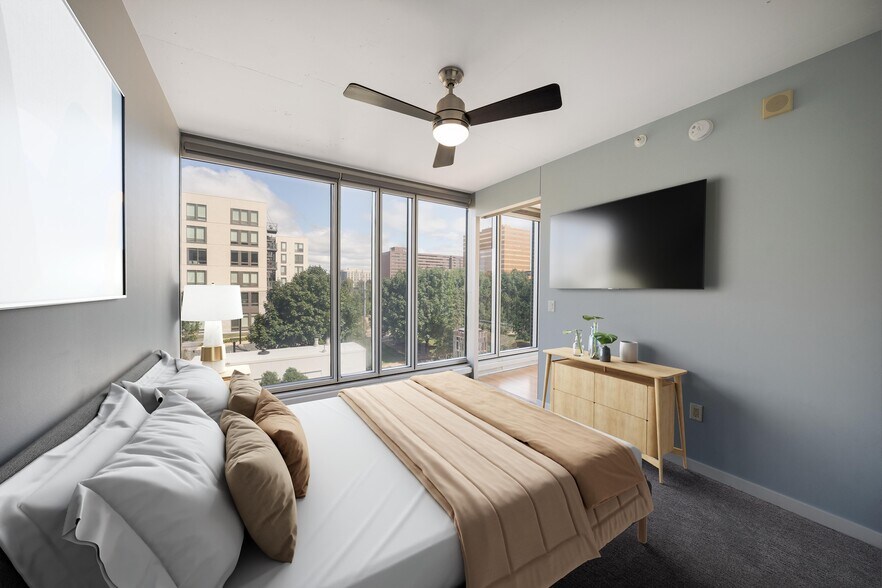 Building Photo - 8151 33rd Ave S