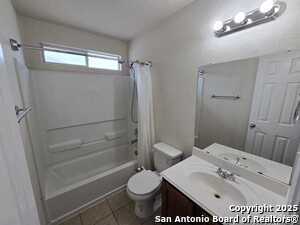 Building Photo - 4514 Cerca Royale