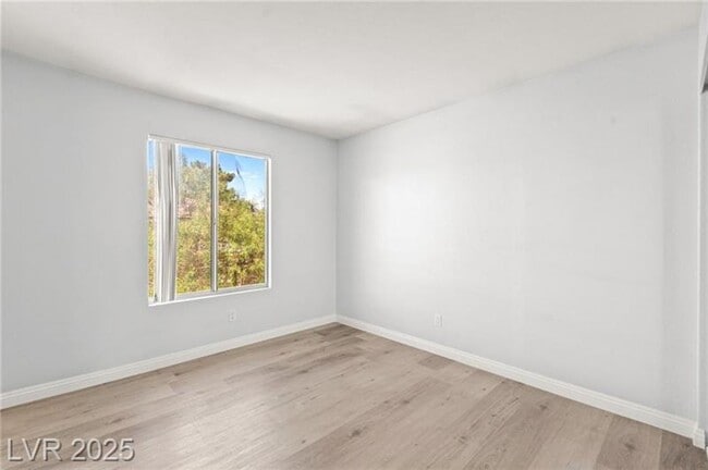 Building Photo - Stylish 2 Bedroom Condo in 89145