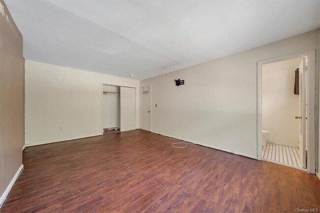 Building Photo - 24 Tanager Rd
