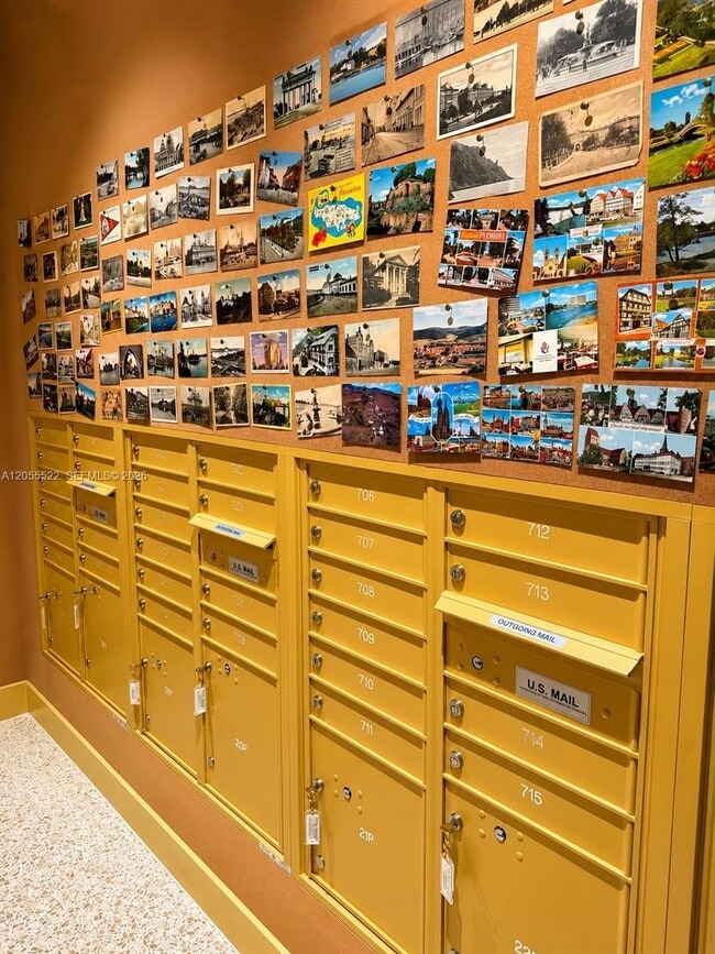 Building Photo - 90 NE 32nd St