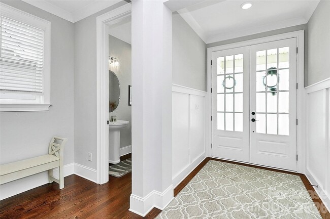 Building Photo - 136 Preston Rd