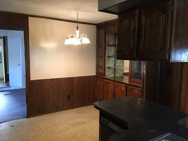 Building Photo - Attention Section 8 Vouchers! Available Soon! Rent this 3 bedroom home in Aiken!