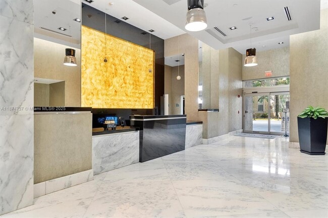 Building Photo - 1250 S Miami Ave