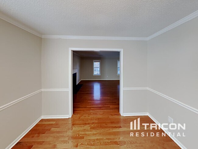 Building Photo - 1512 Ballard Ct