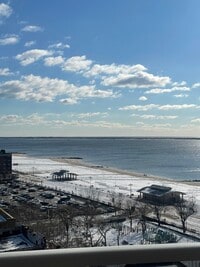 Building Photo - 40 Brighton 1st Rd