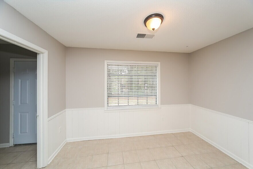 Building Photo - 7272 Eggleston Rd