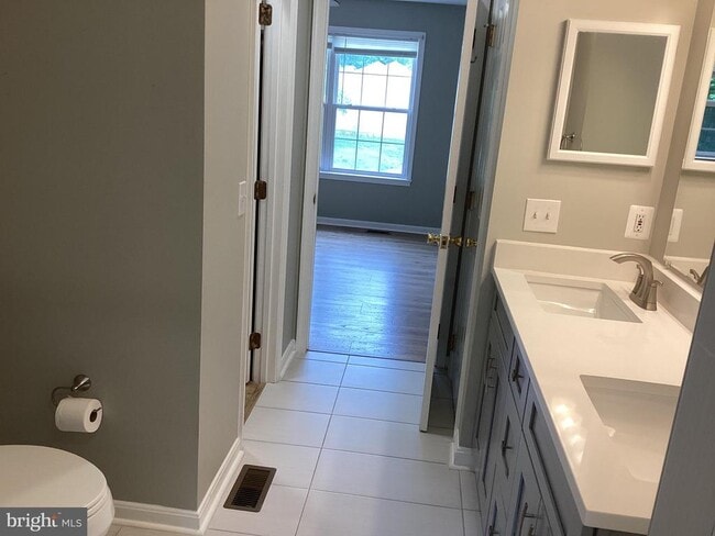 Building Photo - 2614 Ruffin Dr