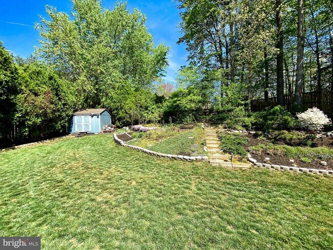 Building Photo - 13210 Nickleson Dr