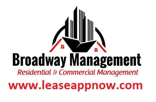 Building Photo - Studio loft next to UCO campus with deck and fenced yard