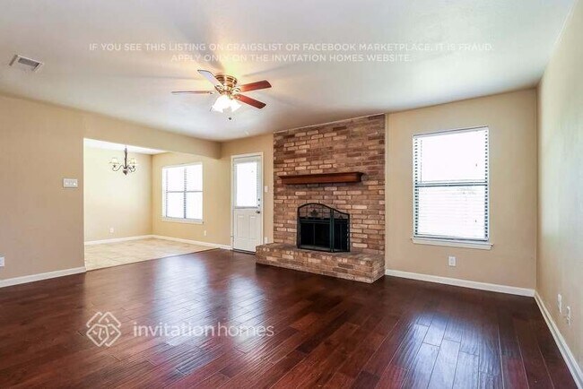 Building Photo - 7533 Clover Ln