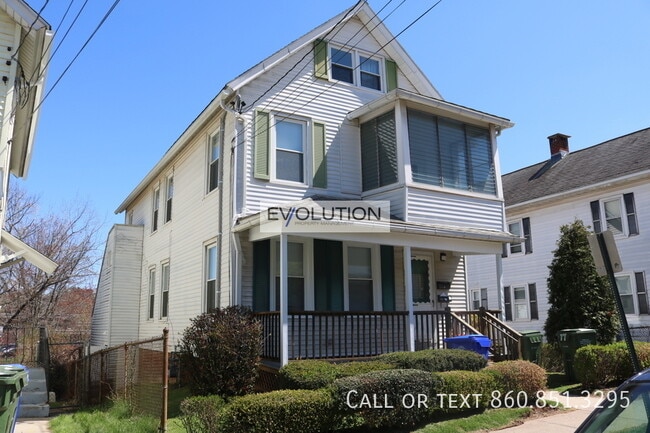 Building Photo - 564 High St