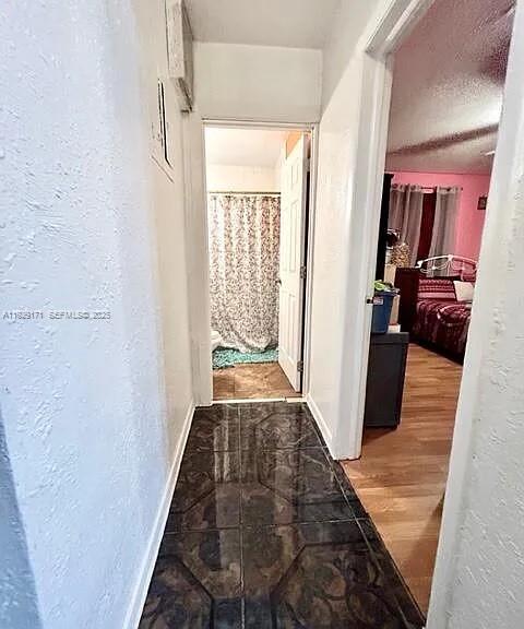 Building Photo - 1536 NW 15th Ave