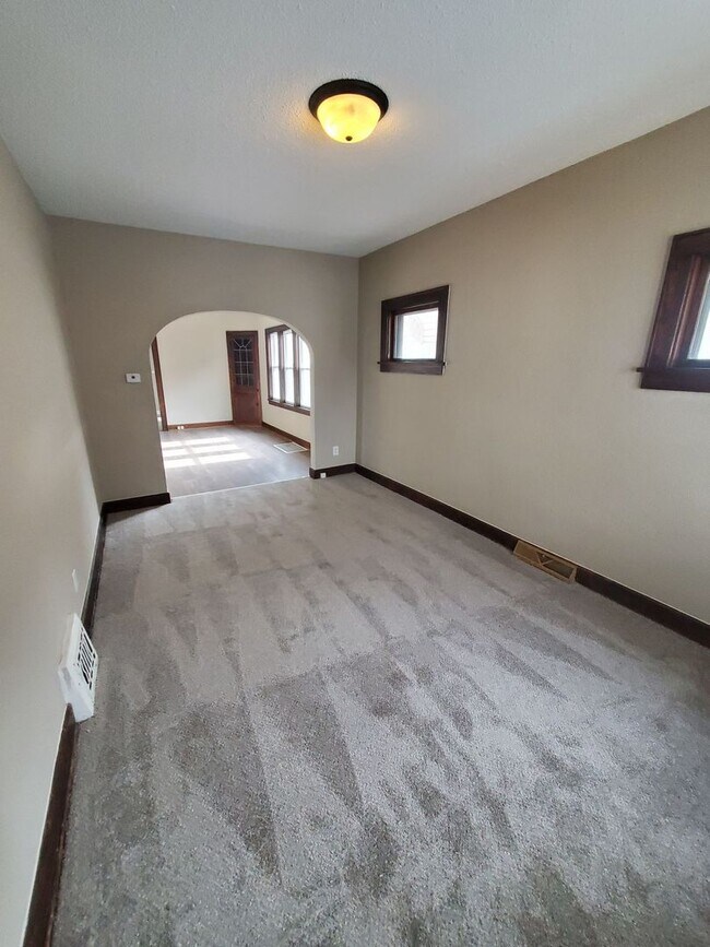 Primary Photo - 3 Bedroom Single Family