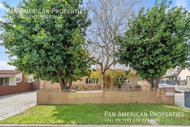 Building Photo - 1837 Mayflower Ave