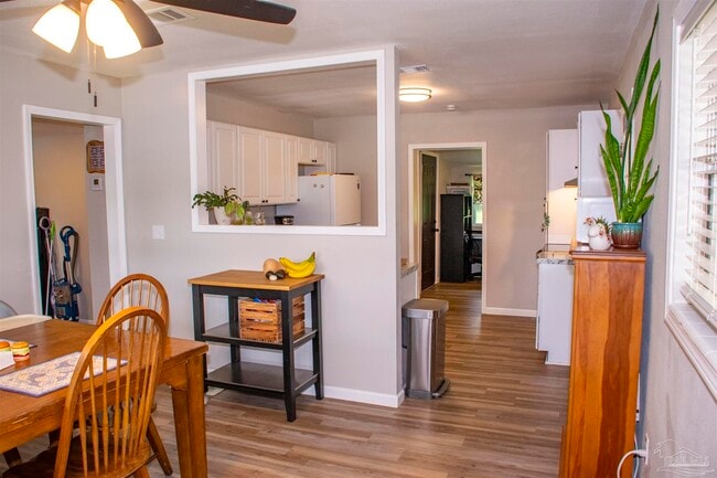 Building Photo - 5357 Locklin Ave