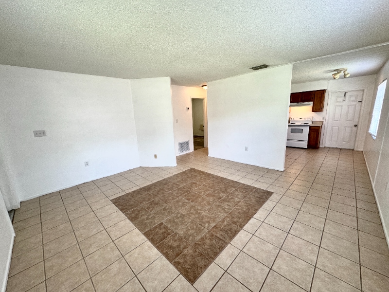 Building Photo - 922-924 Hagle Park Rd