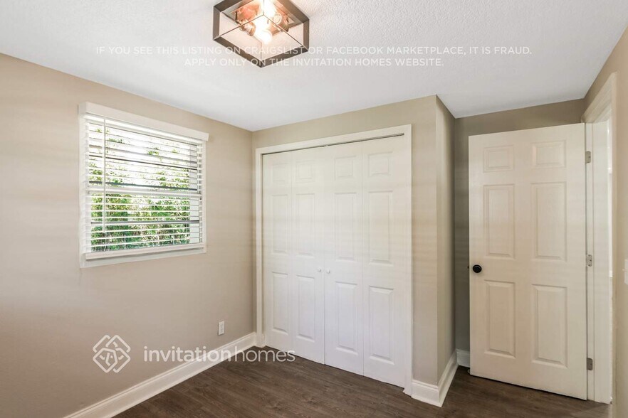 Building Photo - 4010 Treasure Cir