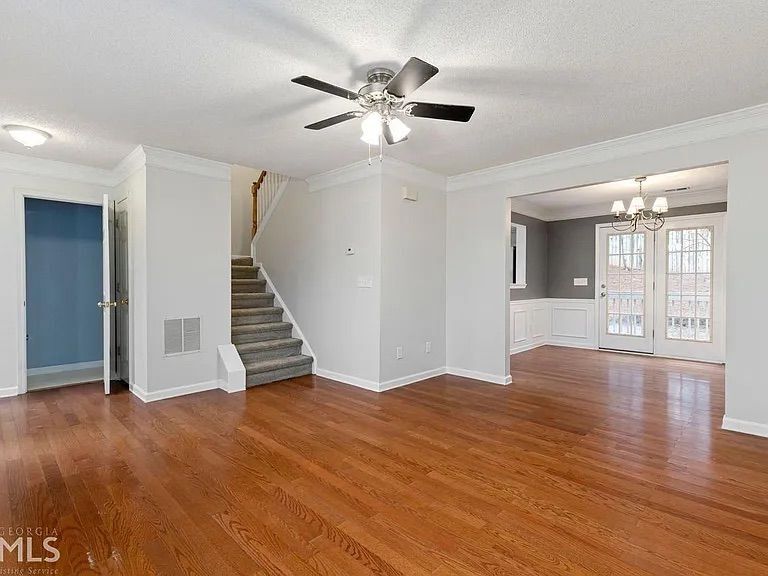 Building Photo - 2785 Northgate Way NW