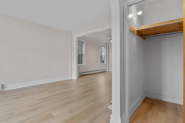Building Photo - 120 W 45th St