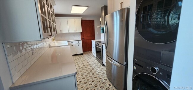 Building Photo - 31 McCormick Rd