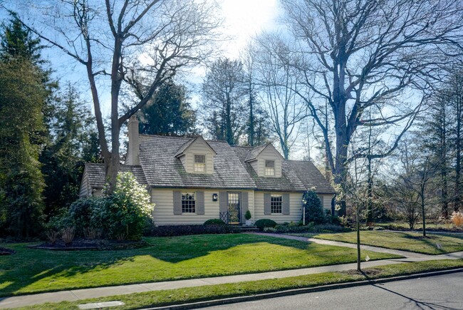 Building Photo - 148 Heritage Rd