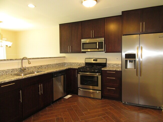 Building Photo - 32461 Rushmore Ave