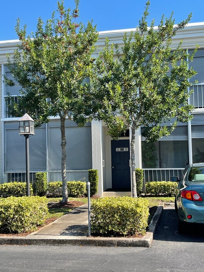 140 Cypress Club Dr 140 Cypress Club Dr Pompano Beach FL 33060