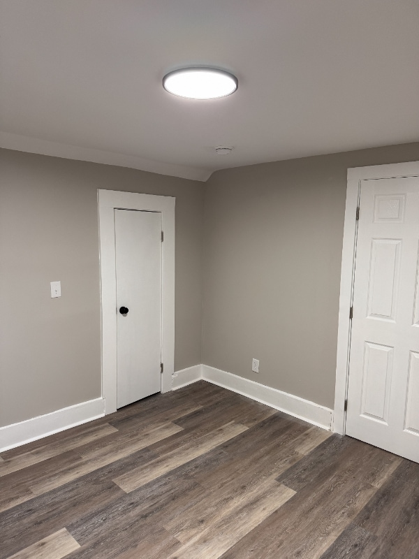 Building Photo - 220 W Brown Ave